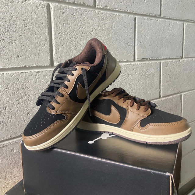 TÊNIS AIR JORDAN 1 TRAVIS SCOTT – MARROM PRETO BEGE