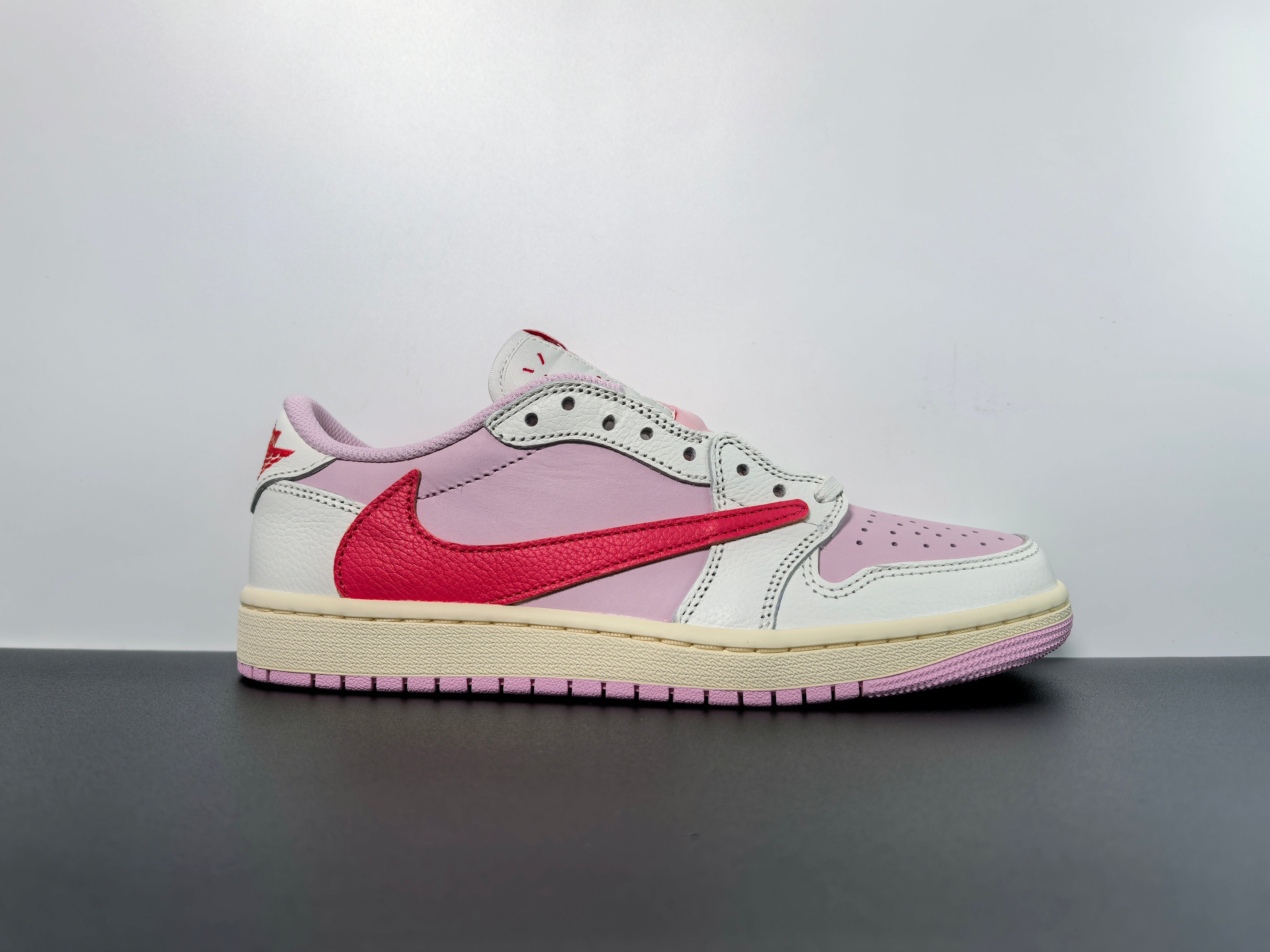 Travis Scott x Jordan 1 Retro Low Sail Tropical Pink – Hype Imports