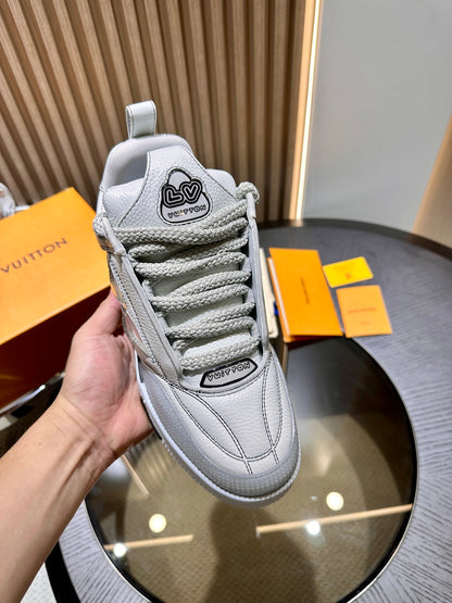 LV Trainer Chumbo cinza