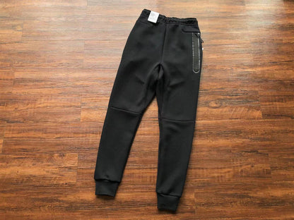 nike tech fleece preto
