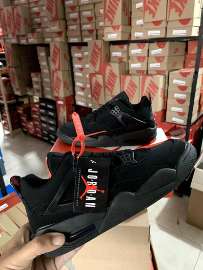Air Jordan 4 preto black cat