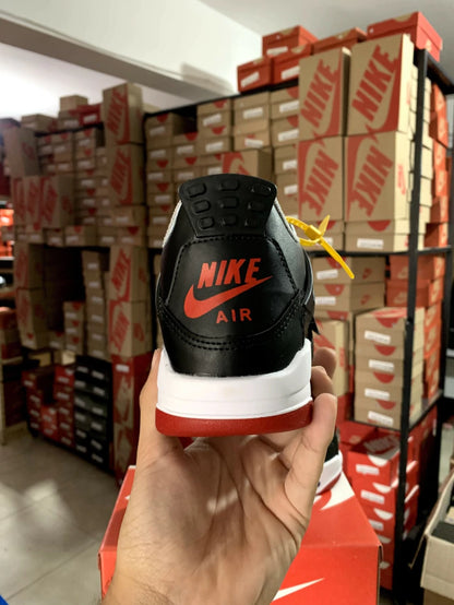 AIR JORDAN 4 Nacional