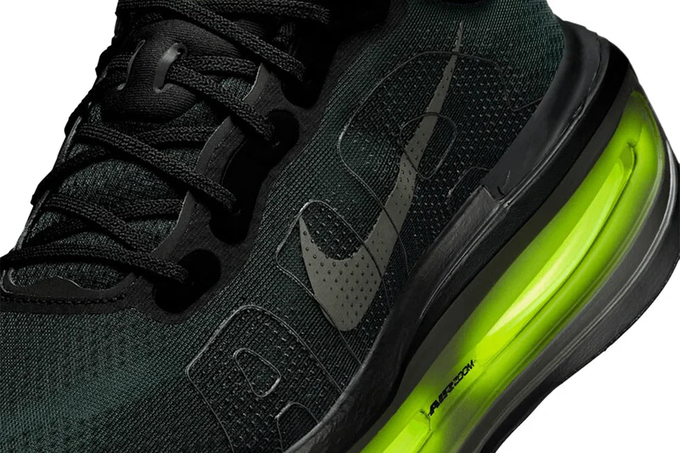 Nike Vomero Premium Black Volt Preto